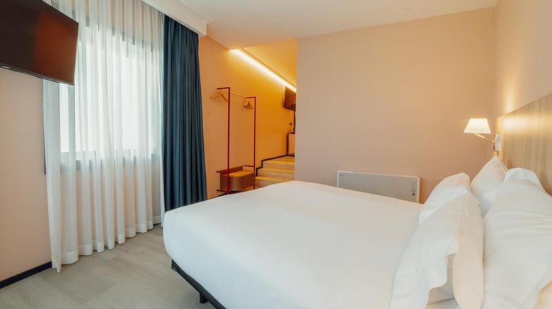 <b>Abc Hotel Porto - Campanha Room</b>. Images powered by <a href="https://www.leonardoworldwide.com/" title="Leonardo Worldwide" target="_blank">Leonardo</a>.