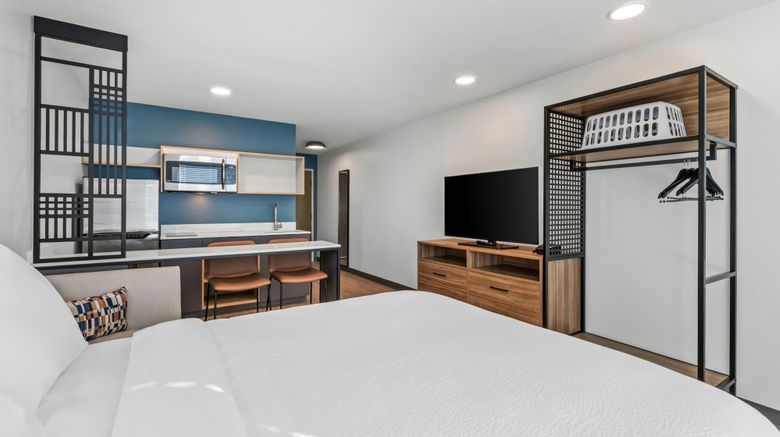 <b>StudioRes Newnan Suite</b>. Images powered by <a href="https://www.leonardoworldwide.com/" title="Leonardo Worldwide" target="_blank">Leonardo</a>.