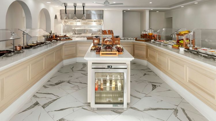 Colony Club, a Luxury Collection Resort Restaurant
