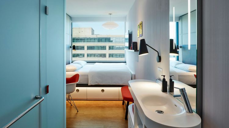 citizenM Washington DC Capitol hotel Room