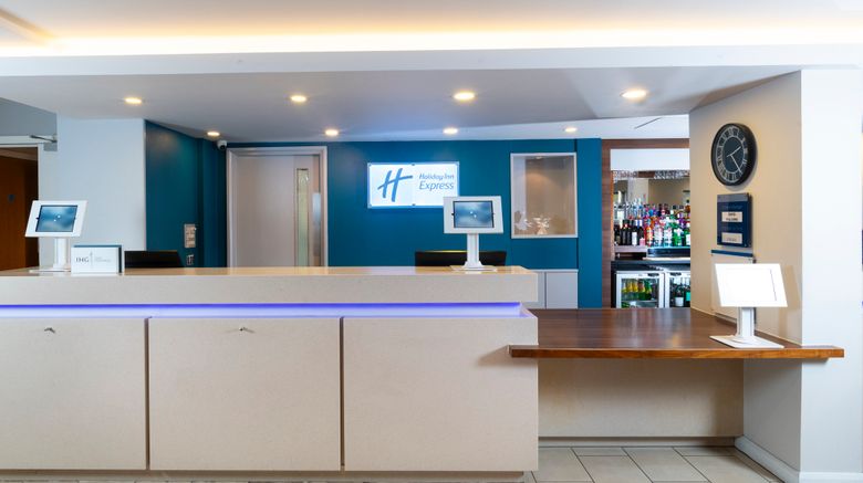 <b>Holiday Inn Express Birmingham Oldbury Exterior</b>. Images powered by <a href="https://www.leonardoworldwide.com/" title="Leonardo Worldwide" target="_blank">Leonardo</a>.
