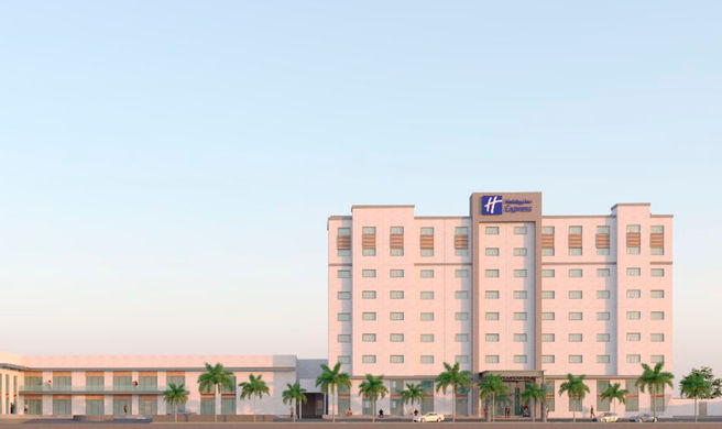 Holiday Inn Exp Suites Centro by Exterior