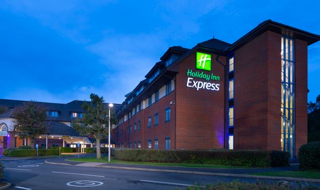 Holiday Inn Express Birmingham NEC Exterior