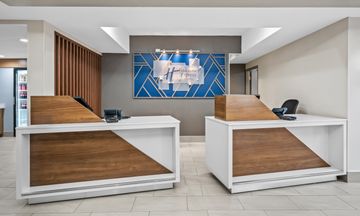 Holiday Inn Express