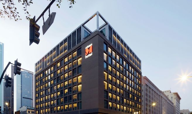 citizenM Los Angeles Downtown Exterior