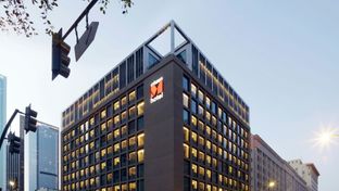 citizenM Los Angeles Downtown