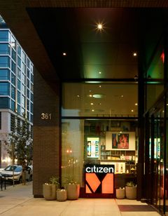 citizenM Los Angeles Downtown