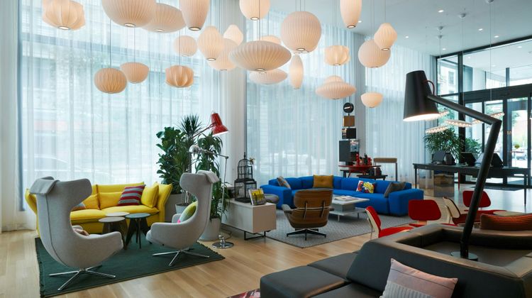 citizenM Los Angeles Downtown Lobby