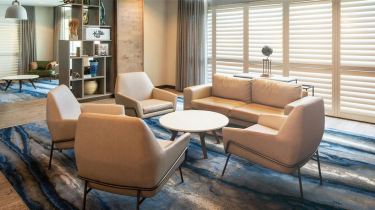 Fairfield Inn & Suites Savannah Midtown Lobby