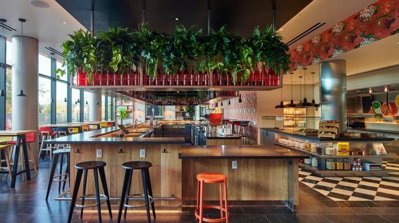 <b>citizenM Menlo Park Restaurant</b>. Images powered by <a href="https://www.leonardoworldwide.com/" title="Leonardo Worldwide" target="_blank">Leonardo</a>.