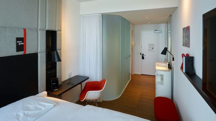 citizenM Boston North Station Hotel Room