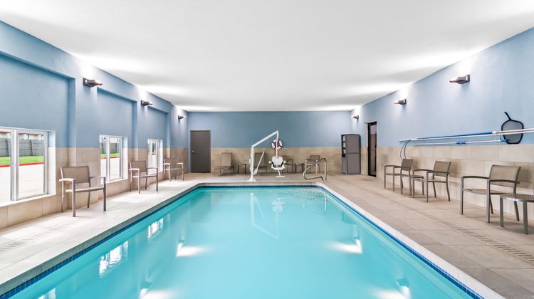 Holiday Inn Express & Suites Joplin SE Pool