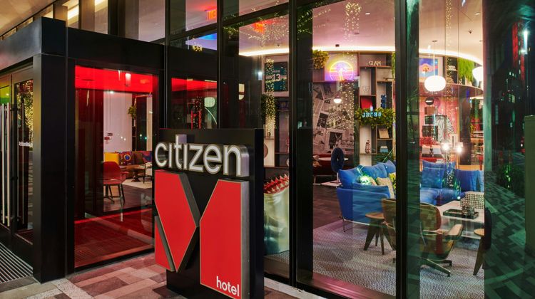 citizenM Miami Worldcenter Exterior