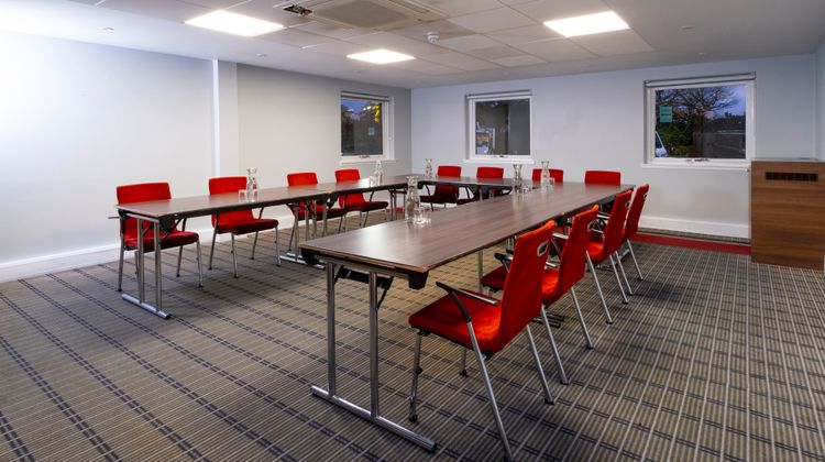 Holiday Inn Express Birmingham Oldbury Meeting
