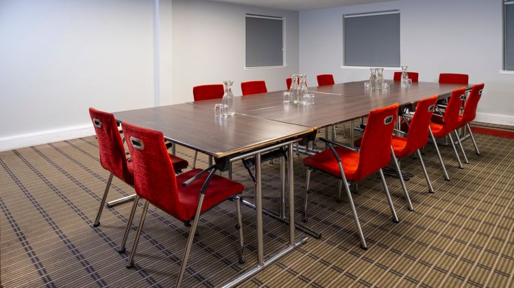 Holiday Inn Express Birmingham Oldbury Meeting