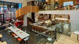 <b>citizenM New York Bowery Restaurant</b>. Images powered by <a href="https://www.leonardoworldwide.com/" title="Leonardo Worldwide" target="_blank">Leonardo</a>.