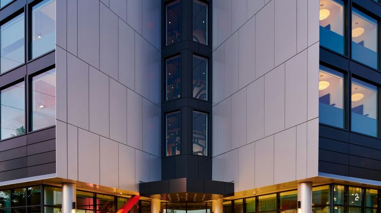 <b>citizenM Menlo Park Exterior</b>. Images powered by <a href="https://www.leonardoworldwide.com/" title="Leonardo Worldwide" target="_blank">Leonardo</a>.