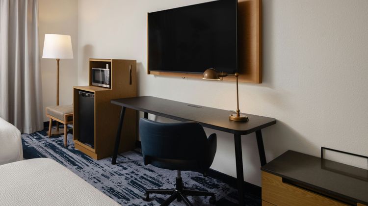 Fairfield Inn & Suites Grand Rapids Room