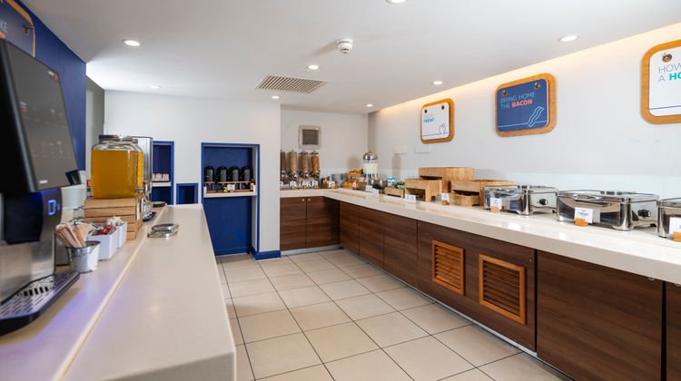 Holiday Inn Express Dartford Bridge Restaurant