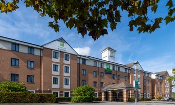 Holiday Inn Express Dartford Bridge