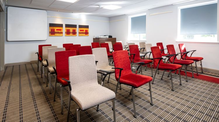 Holiday Inn Express Dartford Bridge Meeting