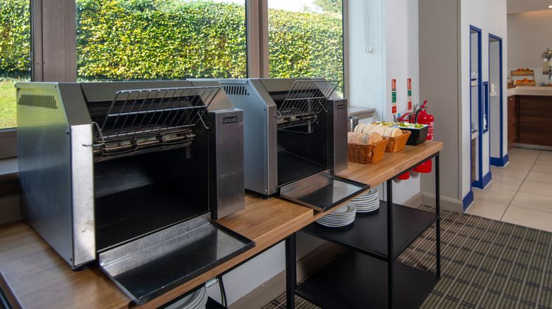 <b>Holiday Inn Express Dartford Bridge Restaurant</b>. Images powered by <a href="https://www.leonardoworldwide.com/" title="Leonardo Worldwide" target="_blank">Leonardo</a>.