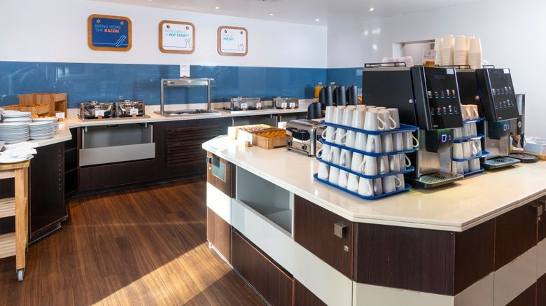 <b>Holiday Inn Express Wandsworth Restaurant</b>. Images powered by <a href="https://www.leonardoworldwide.com/" title="Leonardo Worldwide" target="_blank">Leonardo</a>.