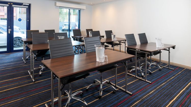 Holiday Inn Express Wandsworth Meeting
