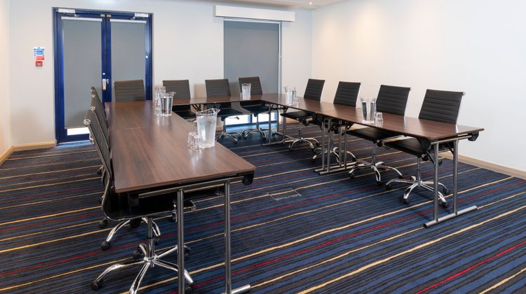Holiday Inn Express Wandsworth Meeting