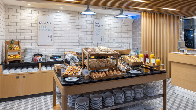 Holiday Inn Express Porto City Centre Restaurant