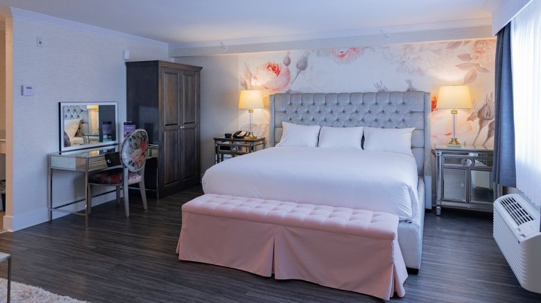 <b>Prestige Treasure Cove Resort Room</b>. Images powered by <a href="https://www.leonardoworldwide.com/" title="Leonardo Worldwide" target="_blank">Leonardo</a>.