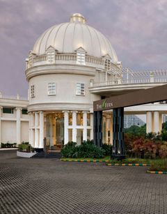 Amanora The Fern Pune