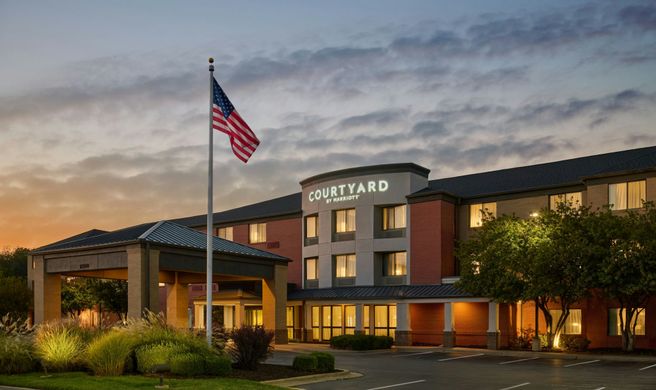 Courtyard Kansas City Shawnee Exterior