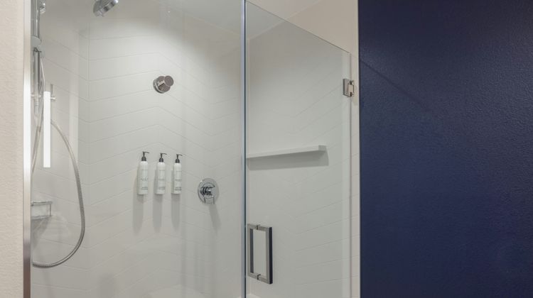 Fairfield Inn & Suites Dayton-Beavercree Room