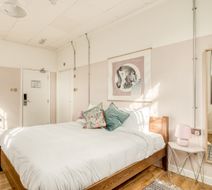 Malacuna Birmingham Room
