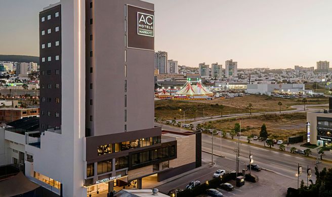 AC Hotel San Luis Potosi Exterior