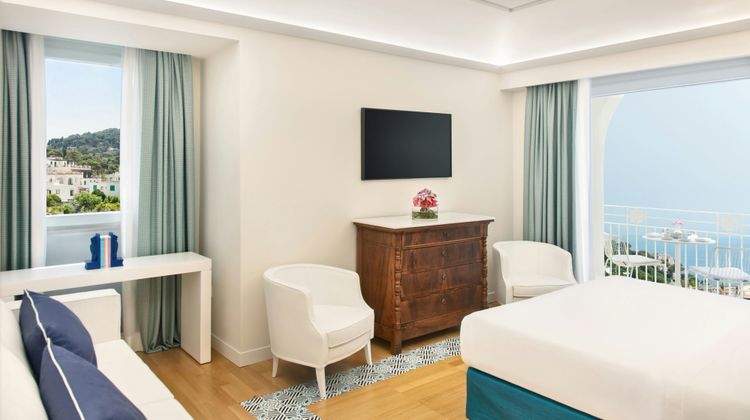 Pazziella Garden & Suites Room