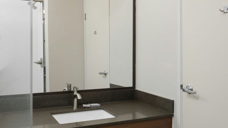 Fairfield Inn & Suites Grand Rapids Room