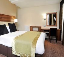 London Bloomsbury Square Hotel Room