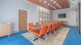 Holiday Inn Express & Suites Marion Meeting
