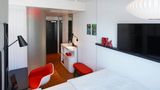 <b>citizenM San Francisco Union Square Room</b>. Images powered by <a href="https://www.leonardoworldwide.com/" title="Leonardo Worldwide" target="_blank">Leonardo</a>.