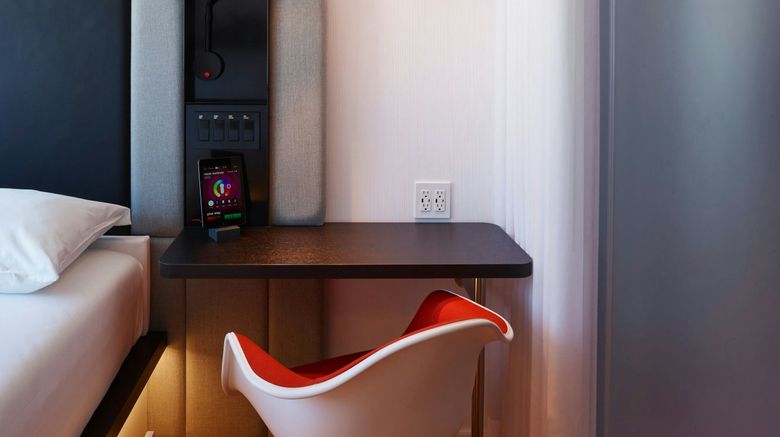 <b>citizenM San Francisco Union Square Room</b>. Images powered by <a href="https://www.leonardoworldwide.com/" title="Leonardo Worldwide" target="_blank">Leonardo</a>.