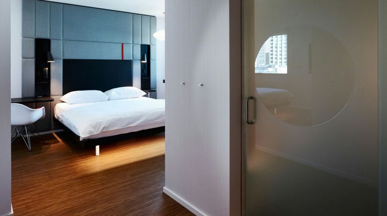 <b>citizenM San Francisco Union Square Room</b>. Images powered by <a href="https://www.leonardoworldwide.com/" title="Leonardo Worldwide" target="_blank">Leonardo</a>.