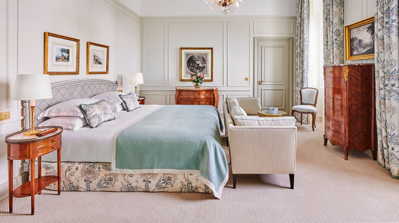 <b>Hotel du Cap-Eden-Roc Suite</b>. Images powered by <a href="https://www.leonardoworldwide.com/" title="Leonardo Worldwide" target="_blank">Leonardo</a>.
