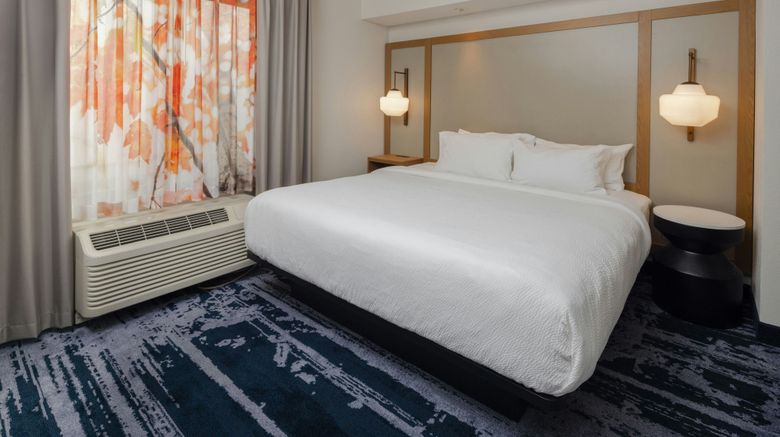 <b>Fairfield Inn & Suites Muskegon Suite</b>. Images powered by <a href="https://www.leonardoworldwide.com/" title="Leonardo Worldwide" target="_blank">Leonardo</a>.