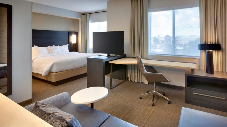 <b>Residence Inn Traverse City Suite</b>. Images powered by <a href="https://www.leonardoworldwide.com/" title="Leonardo Worldwide" target="_blank">Leonardo</a>.