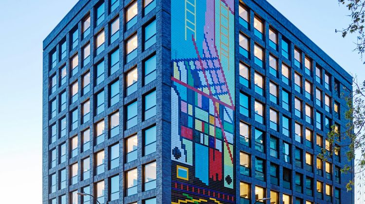 citizenM Seattle Pioneer Square Exterior