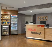 TownePlace Suites Pittsburgh Harmarville Lobby
