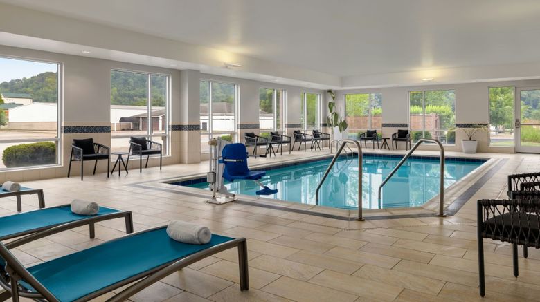<b>TownePlace Suites Pittsburgh Harmarville Pool</b>. Images powered by <a href="https://www.leonardoworldwide.com/" title="Leonardo Worldwide" target="_blank">Leonardo</a>.