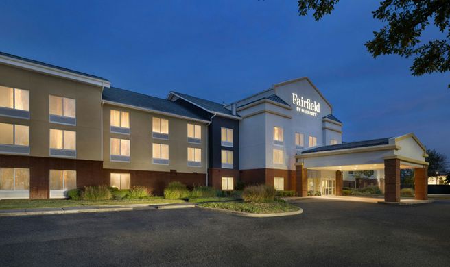 Fairfield Inn & Suites Exterior